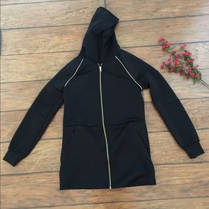 Fabletics Jacket- Black/Gold🖤💛